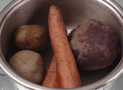 Сколько варить овощи для винегрета: готовим картофель, морковь и свеклу