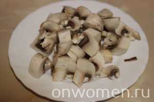 Куриная печень с картофелем и грибами в мультиварке: пошаговый рецепт с фото